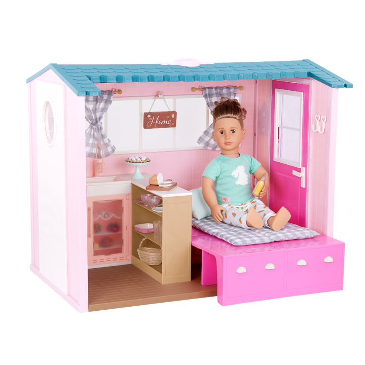 Country Home - Country House Playset for 46cm Dolls - Playset with Realistic Sounds -Dollhouse Playset - Playset with Kitchen Accessories & Table - Our Generation UK