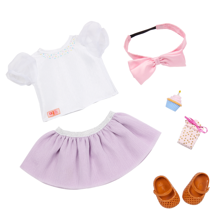 Sweet Wishes - 46cm Doll Outfit - OG Birthday Outfit - Purple Skirt, Top, Hair Bow & Present - Our Generation UK