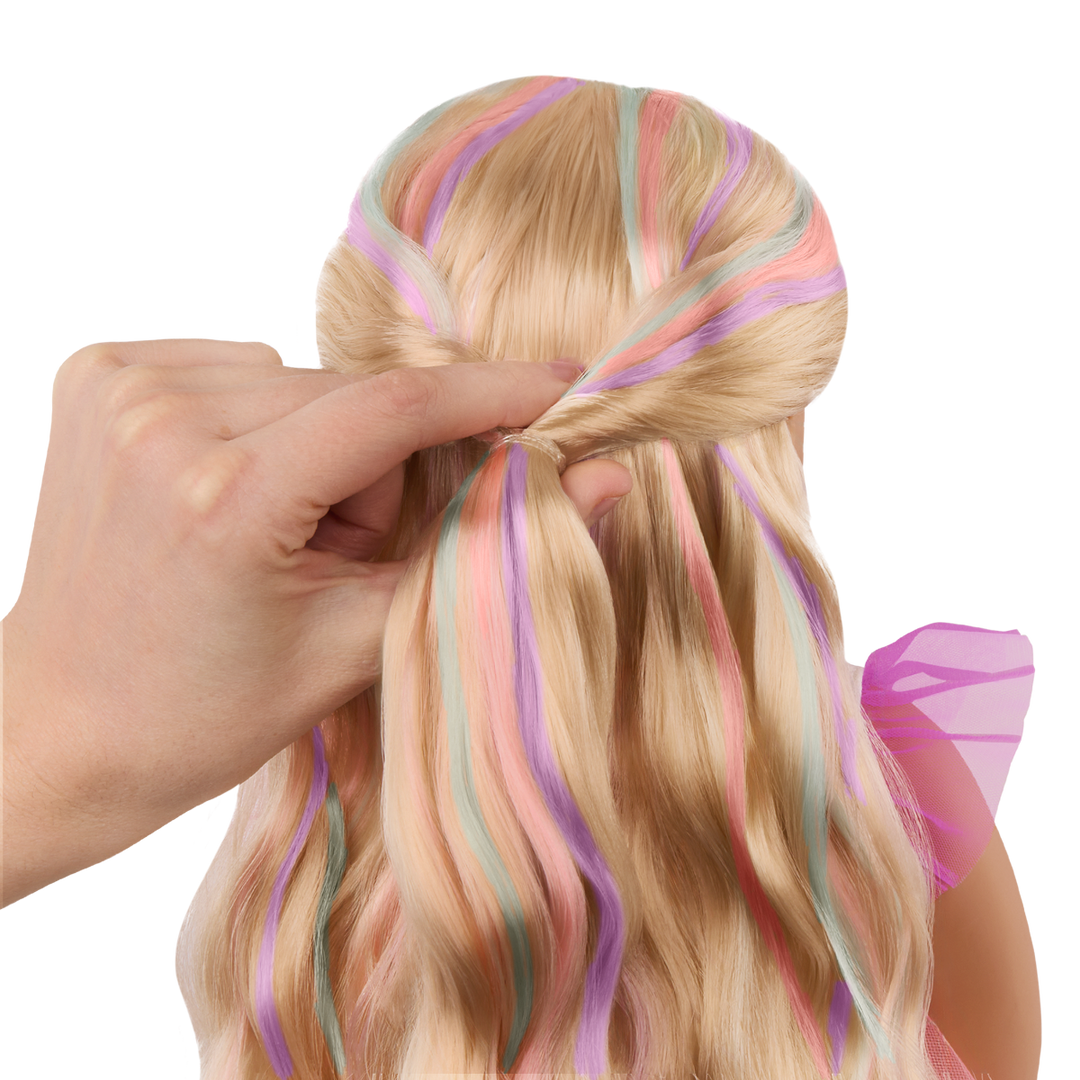 Tessie - 46cm Hair Play Doll - OG Doll with Blonde Hair & Highlights - Hair-Styling Booklet & Accessories - Toys for Kids 3 to 12 Years - Our Generation UK