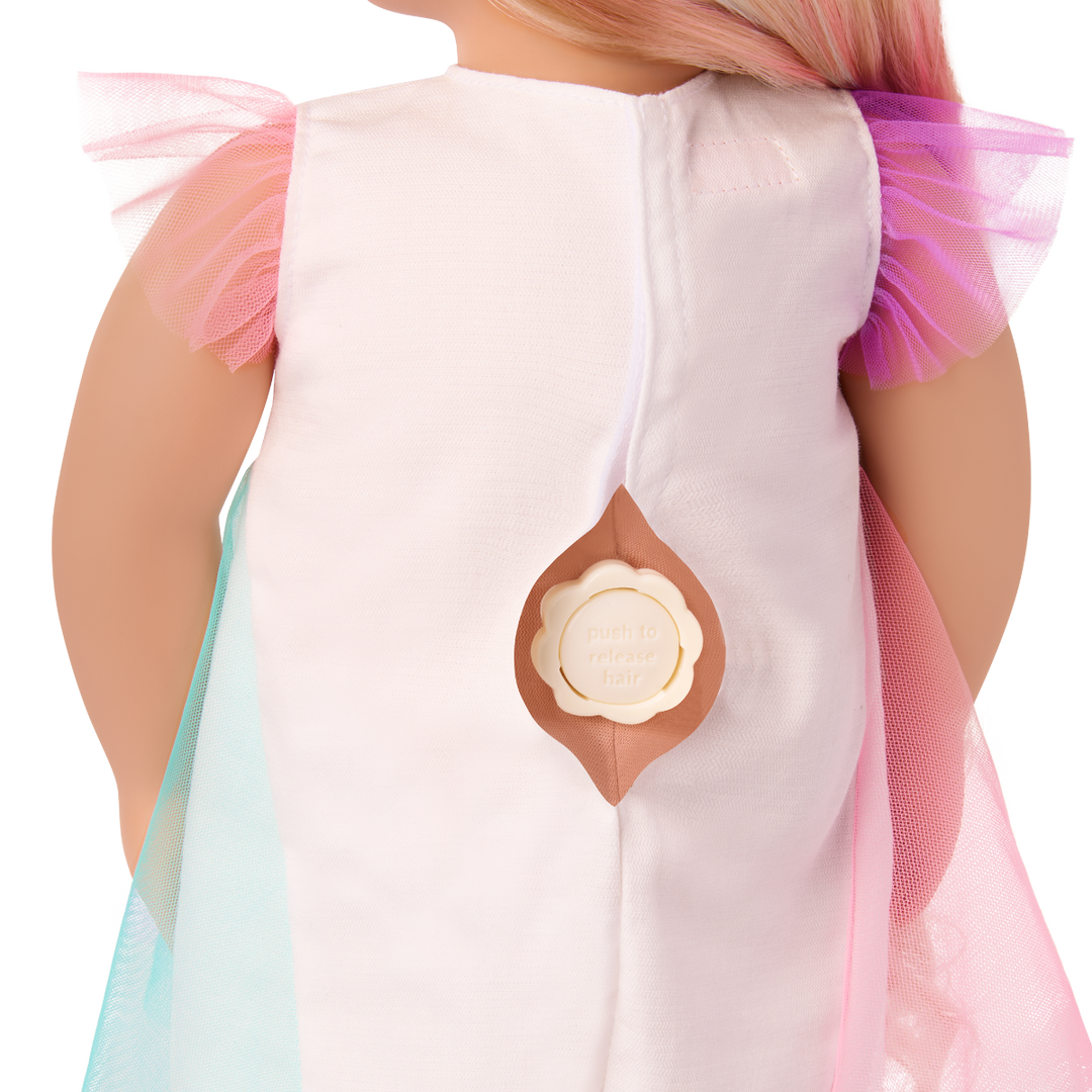 Tessie - 46cm Hair Play Doll - OG Doll with Blonde Hair & Highlights - Hair-Styling Booklet & Accessories - Toys for Kids 3 to 12 Years - Our Generation UK