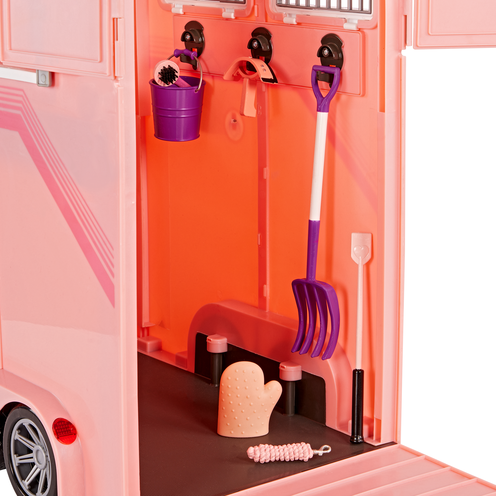 Mane to Travel Horse Trailer Set - Pink Trailer with Grooming Accessories - Equestrian Accessory for Dolls - Vehicle for Our Generation Horses - Our Generation UK