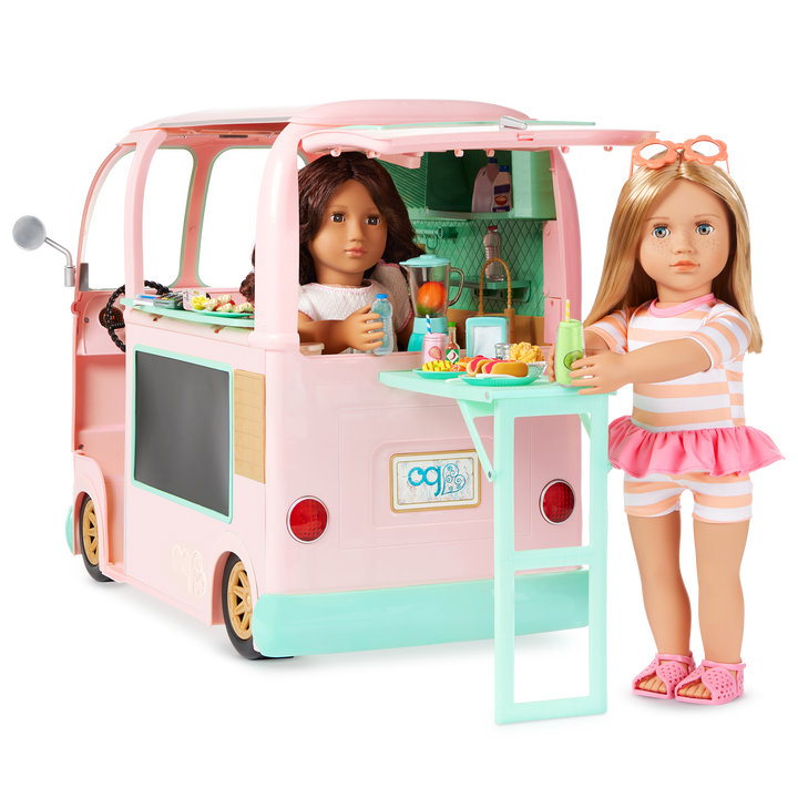 On the Move Food Truck - Vehicle for 46cm Dolls - Food Accessories - Accessories for OG Dolls - Food Truck with Realistic Features - Our Generation UK