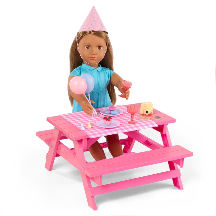 Love to Party - Birthday Accessories for 46cm Dolls - Pink Box with Party Accessories - Accessory for OG Doll - Our Generation