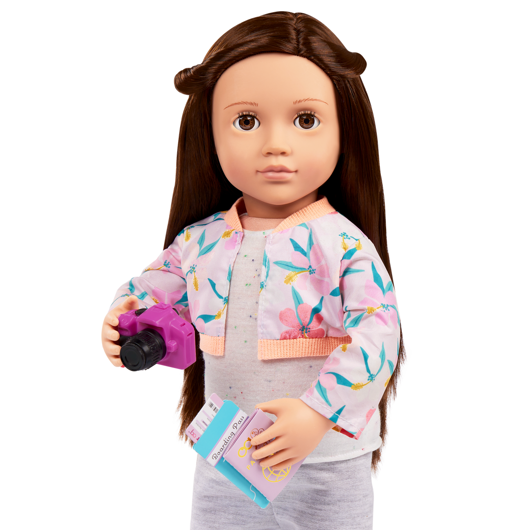 Travel Time - Travel Pack for 46cm Dolls - Green Box with Travelling Accessories - OG Doll Accessory Set - Our Generation UK