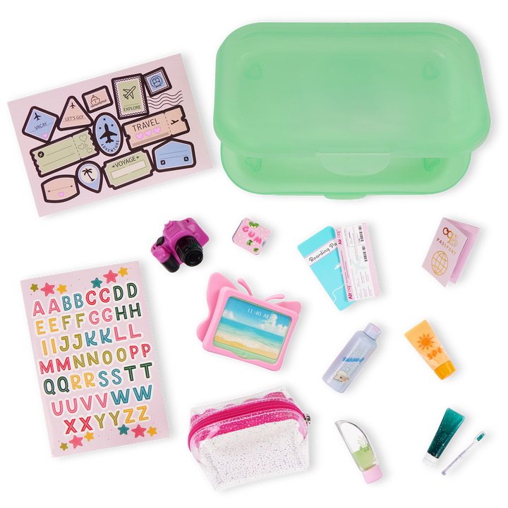 Travel Time - Travel Pack for 46cm Dolls - Green Box with Travelling Accessories - OG Doll Accessory Set - Our Generation UK