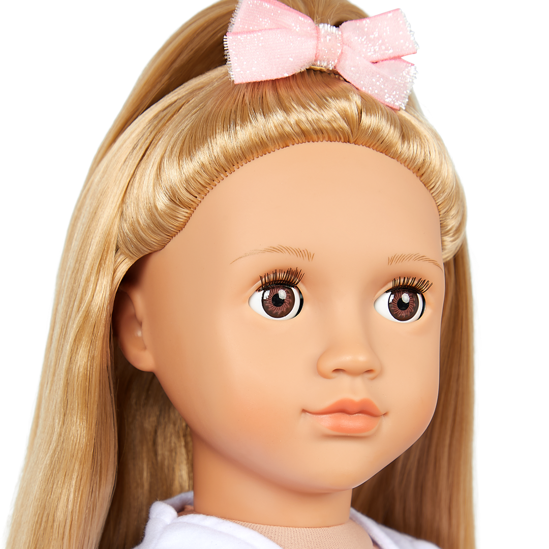 Thea - Our Generation Fashion Starter Kit - OG Doll, Doll Clothes & Fashion Accessories - Gift Ideas for Kids - Our Generation UK