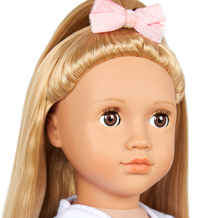 Thea - Our Generation Fashion Starter Kit - OG Doll, Doll Clothes & Fashion Accessories - Gift Ideas for Kids - Our Generation UK