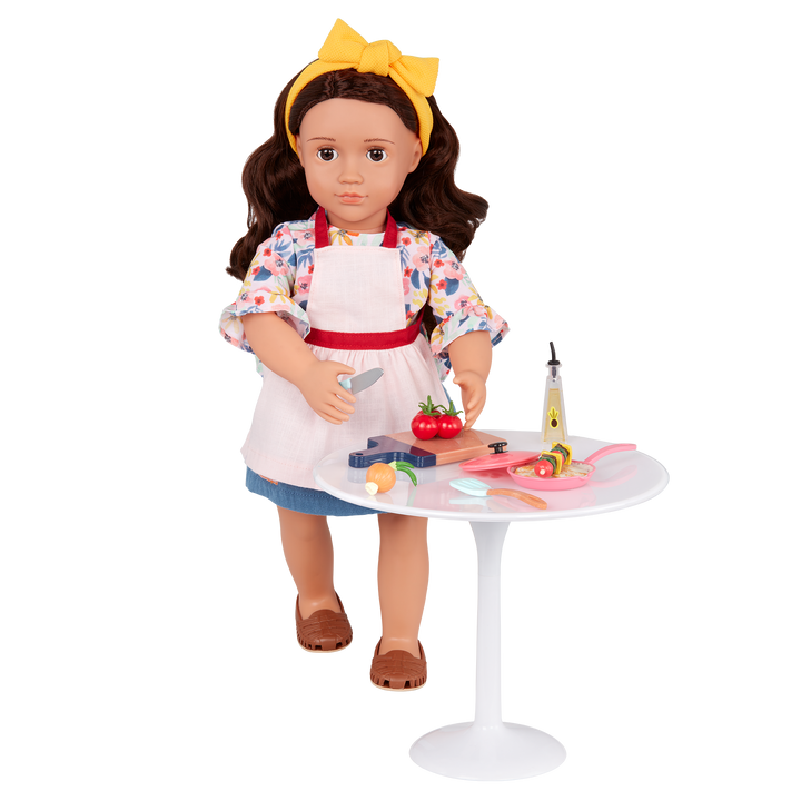 Rayna - OG Doll with Brown Hair & Brown Eyes - Our Generation Doll with Accessories - Doll & Book - Cooking Doll - Our Generation UK